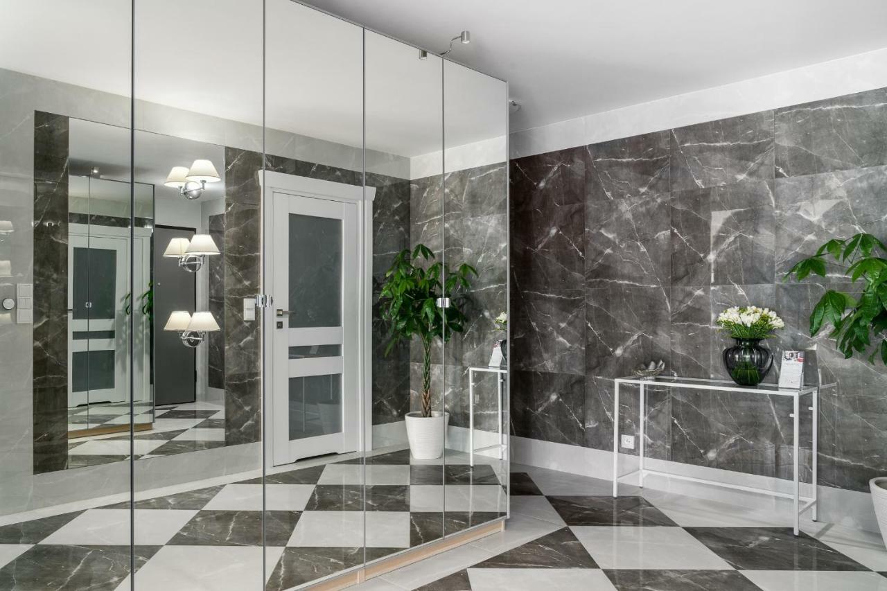 Queen Apartment Гдиня Екстериор снимка