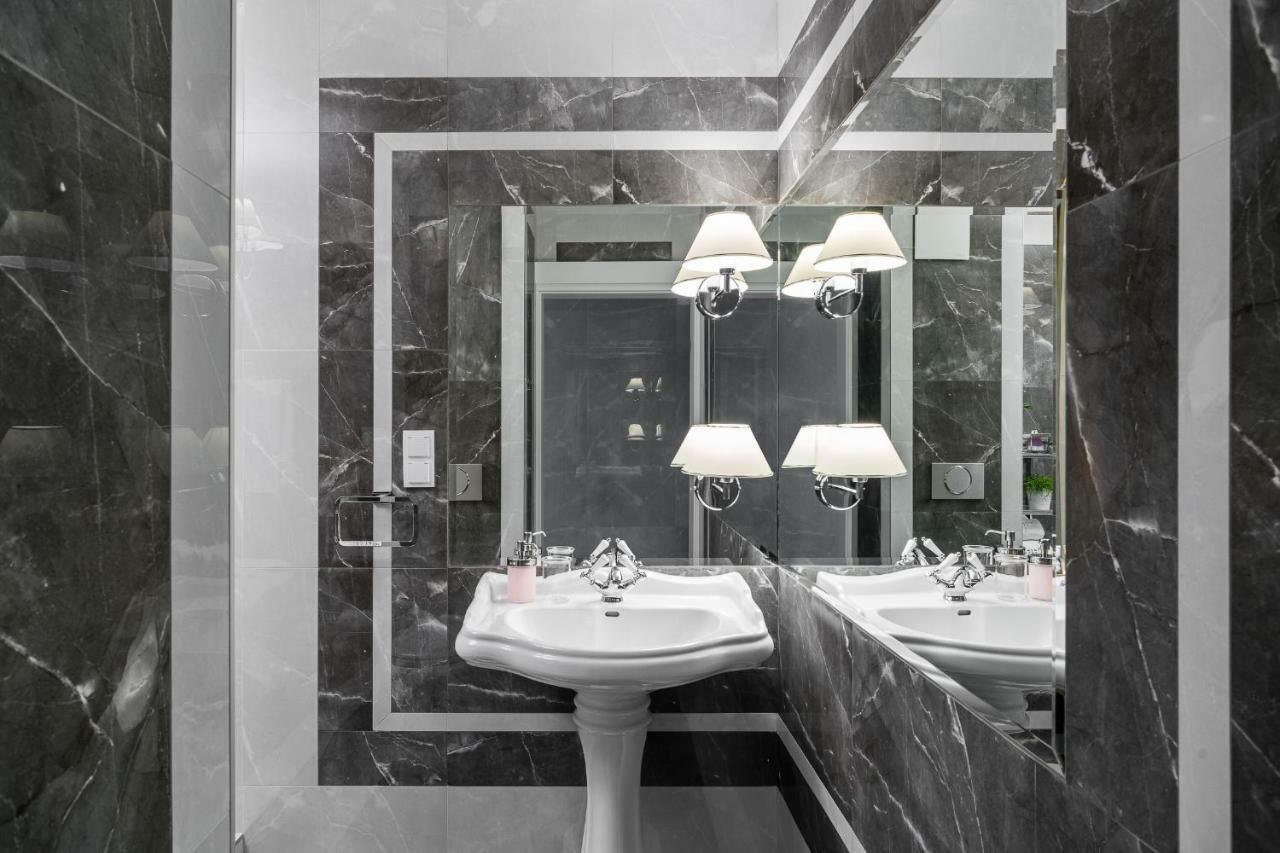 Queen Apartment Гдиня Екстериор снимка